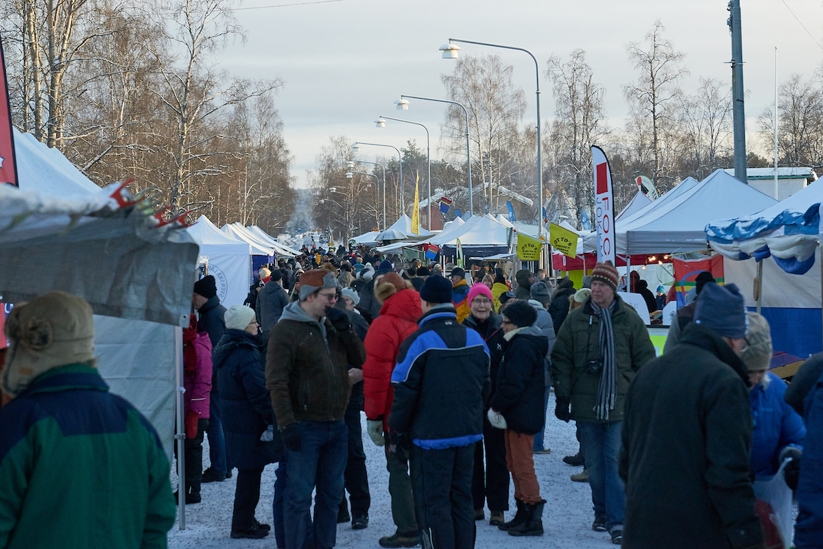 Jokkmokk market crowds
